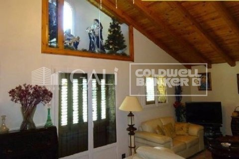 Villa à vendre à Principado De Andorra (Ninguna Poblacion Tiene C.P.), Lleida, Espagne, 4 chambres, 405 m2 No. 160354 - photo 2
