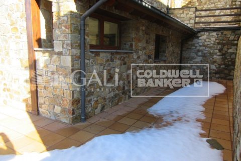 House for sale in Principado De Andorra (Ninguna Poblacion Tiene C.P.), Lleida, Spain 4 bedrooms, 335 sq.m. No. 160353 - photo 9