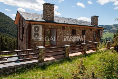 Māja Principado De Andorra (Ninguna Poblacion Tiene C.P.), Lleida, Spānijā 4 istabas, 335 m2 Nr. 160353