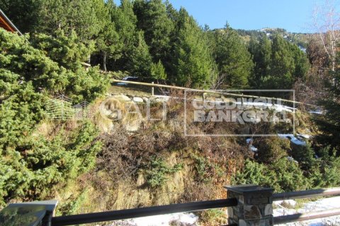 House for sale in Principado De Andorra (Ninguna Poblacion Tiene C.P.), Lleida, Spain 4 bedrooms, 335 sq.m. No. 160353 - photo 11
