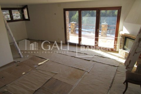 House for sale in Principado De Andorra (Ninguna Poblacion Tiene C.P.), Lleida, Spain 4 bedrooms, 335 sq.m. No. 160353 - photo 15
