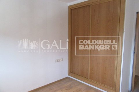 House for sale in Principado De Andorra (Ninguna Poblacion Tiene C.P.), Lleida, Spain 4 bedrooms, 335 sq.m. No. 160353 - photo 27