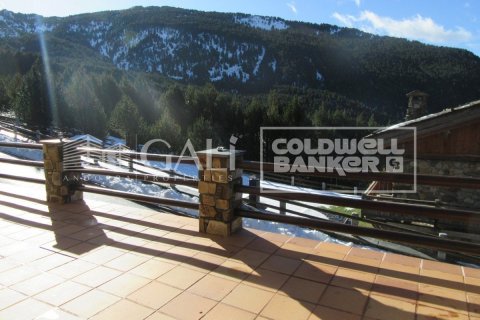 Villa à vendre à Principado De Andorra (Ninguna Poblacion Tiene C.P.), Lleida, Espagne, 4 chambres, 260 m2 No. 160352 - photo 5