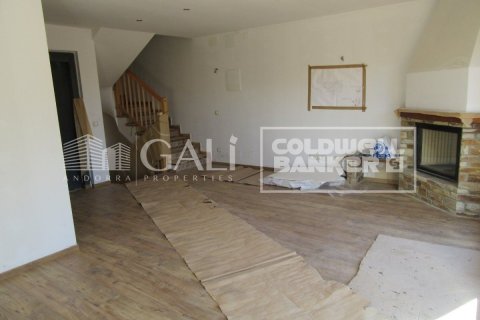 Продажа виллы в Андорра, Лерида, Испания 4 спальни, 260м2 №160352 - фото 4