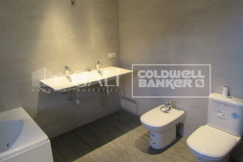 Продажа виллы в Андорра, Лерида, Испания 4 спальни, 260м2 №160352 - фото 18