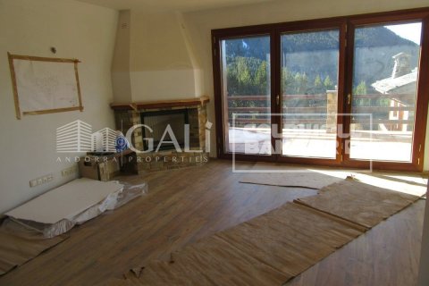 Продажа виллы в Андорра, Лерида, Испания 4 спальни, 260м2 №160352 - фото 3