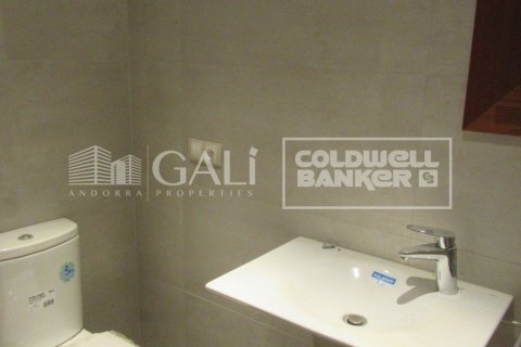 Продажа виллы в Андорра, Лерида, Испания 4 спальни, 260м2 №160352 - фото 19