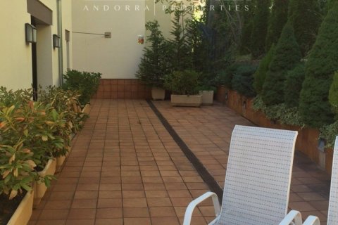 Villa till salu i Principado De Andorra (Ninguna Poblacion Tiene C.P.), Lleida, Spanien 6 sovrum, 586 kvm. Nr. 160351 - foto 18