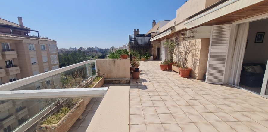 Kattohuoneisto Palma de Majorca, Mallorca, Espanja 5 makuuhuonetta, 198 m2 No. 164307