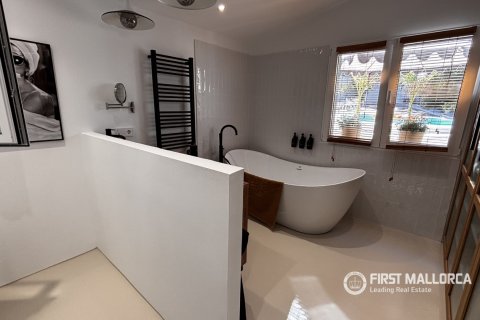 Huvila myytävänä Costa De La Calma, Mallorca, Espanja, 4 makuuhuonetta, 234 m2 No. 164305 - kuva 12