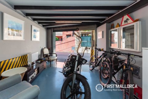 Huoneisto myytävänä Genova, Mallorca, Espanja, 2 makuuhuonetta, 284 m2 No. 164304 - kuva 21