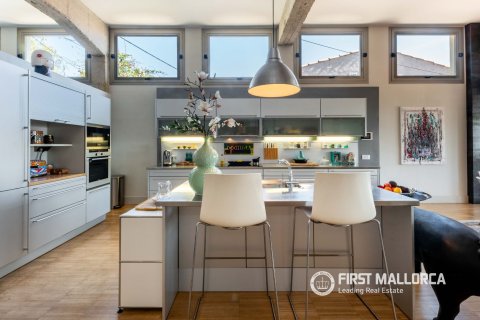 Huoneisto myytävänä Genova, Mallorca, Espanja, 2 makuuhuonetta, 284 m2 No. 164304 - kuva 13