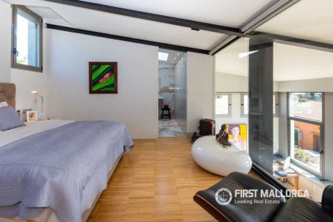 Huoneisto myytävänä Genova, Mallorca, Espanja, 2 makuuhuonetta, 284 m2 No. 164304 - kuva 16