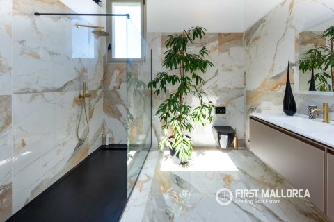 Huoneisto myytävänä Genova, Mallorca, Espanja, 2 makuuhuonetta, 284 m2 No. 164304 - kuva 17