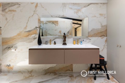 Huoneisto myytävänä Genova, Mallorca, Espanja, 2 makuuhuonetta, 284 m2 No. 164304 - kuva 18