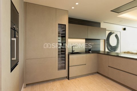 Kattohuoneisto myytävänä Estepona, Malaga, Espanja, 3 makuuhuonetta, 203 m2 No. 113433 - kuva 21
