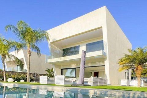 Villa zum Verkauf in Finestrat, Alicante, Spanien 3 Schlafzimmer, 309 m2 Nr. 145203 - Foto 1