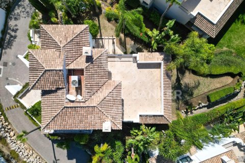 Willa w Marbella, Malaga, Hiszpania 5 sypialni, 550 mkw. nr 157645 – zdjęcie 18