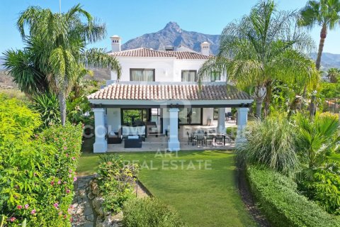 Huvila myytävänä Marbella, Malaga, Espanja, 5 makuuhuonetta, 550 m2 No. 157645 - kuva 2