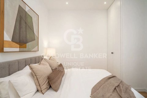 Apartamento en venta en Madrid, España 4 dormitorios, 179 m2 No. 157641 - foto 25