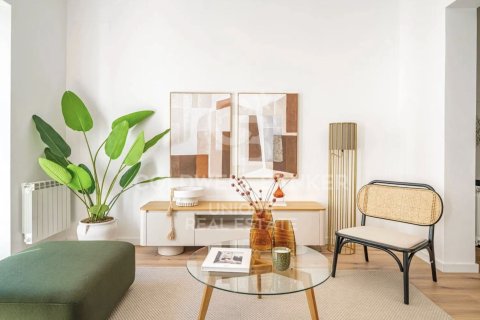 Apartamento en venta en Madrid, España 4 dormitorios, 179 m2 No. 157641 - foto 9