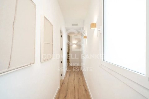 Apartamento en venta en Madrid, España 4 dormitorios, 179 m2 No. 157641 - foto 19
