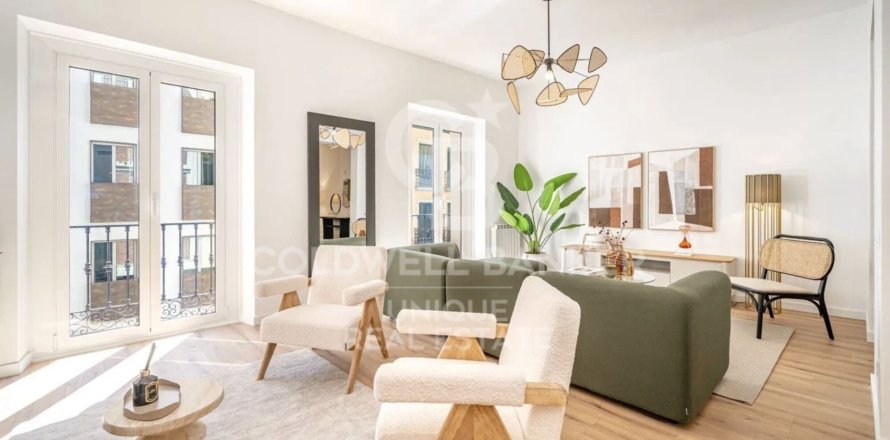 Apartment à Madrid, Espagne 4 chambres, 179 m2 No. 157641