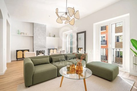 Apartment à vendre à Madrid, Espagne, 4 chambres, 179 m2 No. 157641 - photo 5