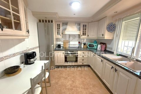 Ático en venta en Marbella, Málaga, España 3 dormitorios, 122 m2 No. 157642 - foto 5