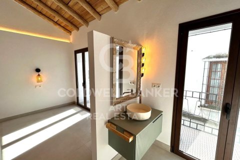 Kaupunkipientalo myytävänä Estepona, Malaga, Espanja, 4 makuuhuonetta, 176 m2 No. 157647 - kuva 9