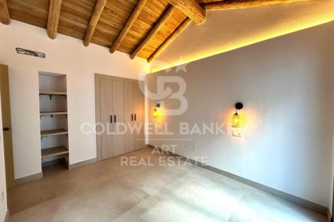 Kaupunkipientalo myytävänä Estepona, Malaga, Espanja, 4 makuuhuonetta, 176 m2 No. 157647 - kuva 5
