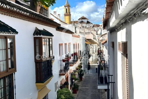 Kaupunkipientalo myytävänä Estepona, Malaga, Espanja, 4 makuuhuonetta, 176 m2 No. 157647 - kuva 20