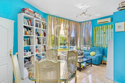 House for sale in Marbella, Malaga, Spain 5 bedrooms, 205 sq.m. No. 157644 - photo 8