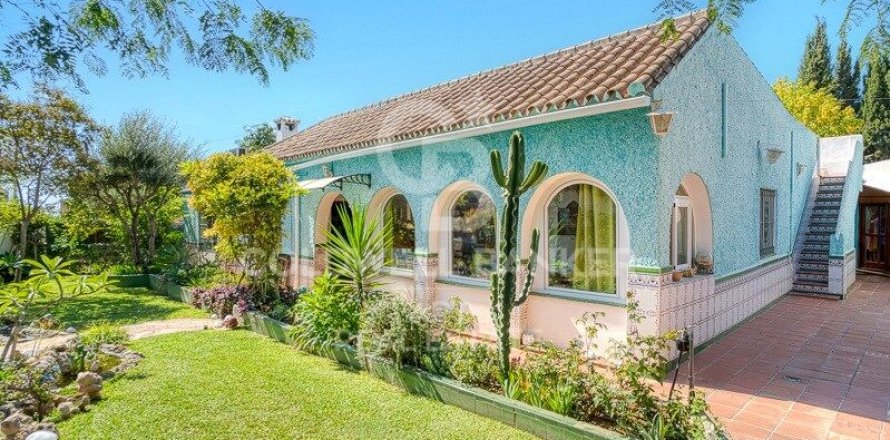 Сasa en Marbella, Málaga, España 5 dormitorios, 205 m2 No. 157644