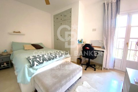 Kaupunkipientalo myytävänä Estepona, Malaga, Espanja, 3 makuuhuonetta, 121 m2 No. 157643 - kuva 8