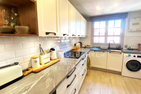 Kaupunkipientalo myytävänä Estepona, Malaga, Espanja, 3 makuuhuonetta, 121 m2 No. 157643 - kuva 5