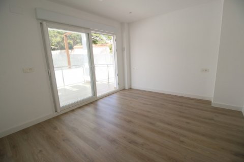 Apartment for sale La Torre, Alicante, Spain 4 bedrooms, 330 sq.m. No. 116608 - photo 8