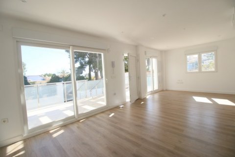 Apartment for sale La Torre, Alicante, Spain 4 bedrooms, 330 sq.m. No. 116608 - photo 4