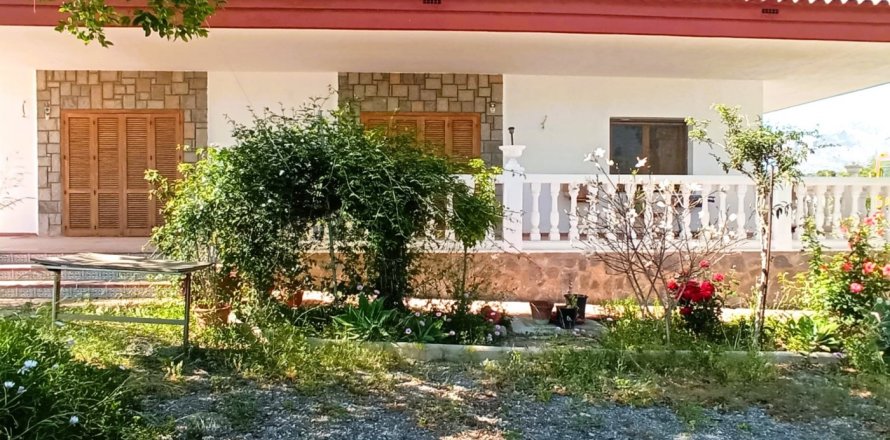 Apartment in Mutxamel, Alicante, Spain 5 bedrooms, 530 sq.m. No. 165120