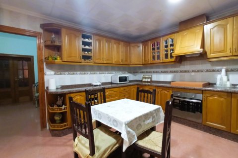 Apartment for sale in Mutxamel, Alicante, Spain 5 bedrooms, 530 sq.m. No. 165120 - photo 20