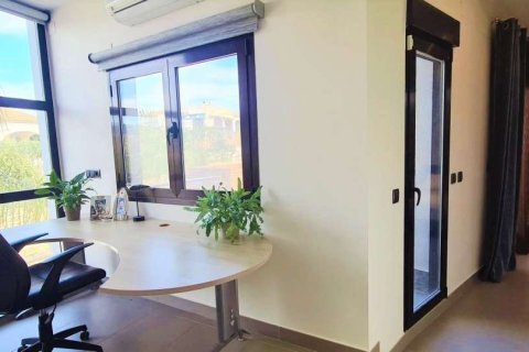 Продажа виллы в Кальпе, Аликанте, Испания 5 спален, 420м2 №165122 - фото 9