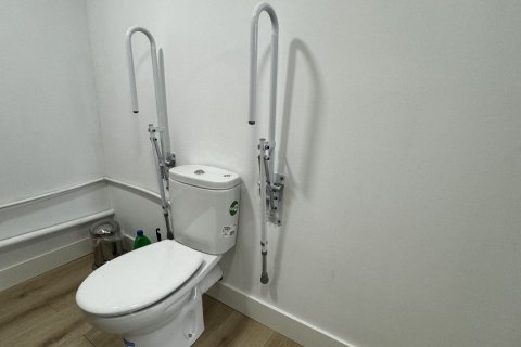 Commercial property à louer à Leon, Espagne, 76 m2 No. 173427 - photo 9