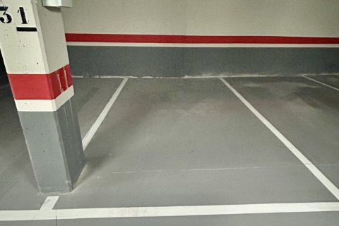 Estacionamiento en León, España 18 m2 No. 173426