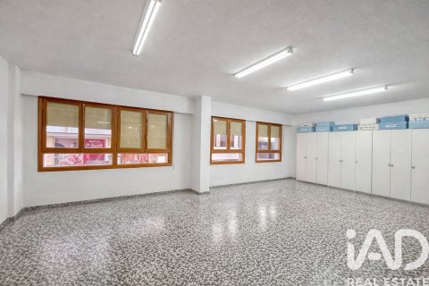 Lokal usługowy w Elda, Alicante, Hiszpania 3 sypialnie, 146 mkw. nr 173425 – zdjęcie 4