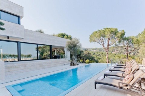 Apartament w Sant Andreu de Llavaneres, Barcelona, Hiszpania 5 sypialni, 384 mkw. nr 148863