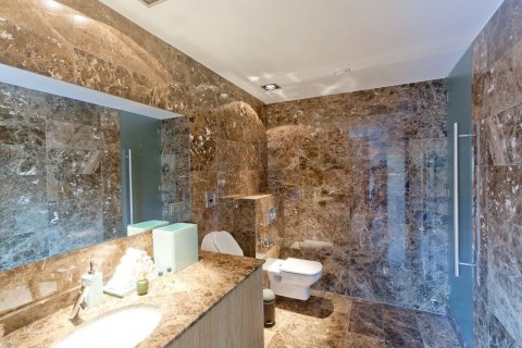 Сasa en venta en Sant Andreu de Llavaneres, Barcelona, España 5 dormitorios, 384 m2 No. 148863 - foto 18