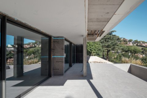 House for sale in Premia De Dalt, Barcelona, Spain 4 bedrooms, 364 sq.m. No. 148865 - photo 20