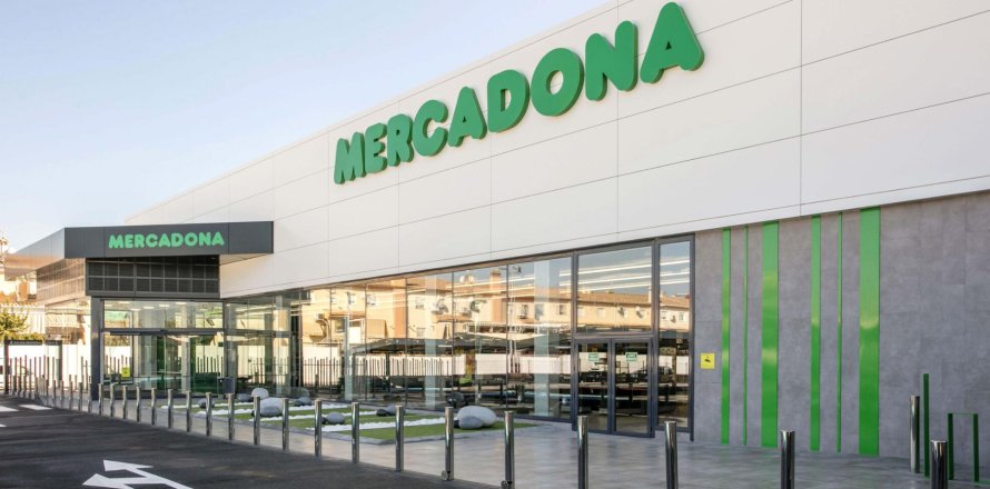 Proprietà commerciale a Barcelona, Spagna 2116 mq. N° 148859