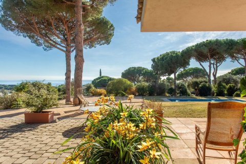 Dom w Sant Andreu de Llavaneres, Barcelona, Hiszpania 5 sypialni, 495 mkw. nr 148860