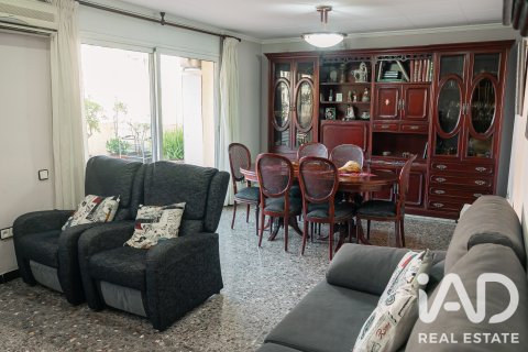 Apartment à vendre à Ripollet, Barcelona, Espagne, 3 chambres, 118 m2 No. 188148 - photo 5